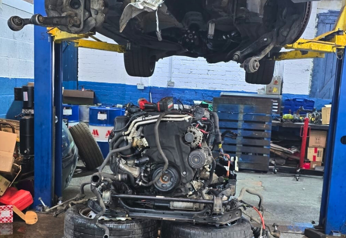 Engine Rebuild Huddersfield car engine fault
